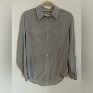 Equipment slim signature silk blouse